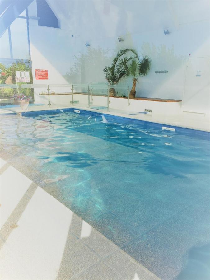 Domaine Prive, , Piscine, Jacuzzi, Joli Appartement Deauville Exterior photo